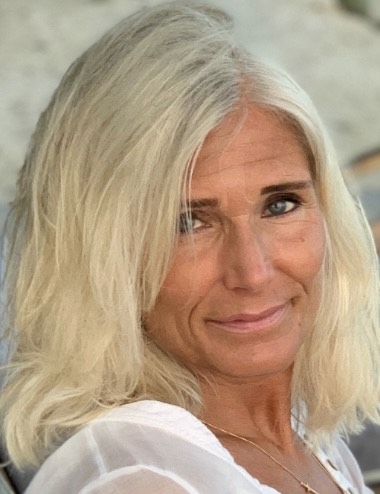 Au Pair Sökes av Maria Eriksson